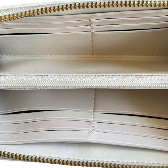 Coach Beige Signature Canvas Zip Wallet with Cream Trim - Picture 10 of 12